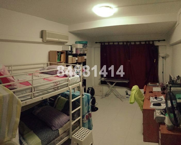 Woodlands Street 83 thumbnail photo